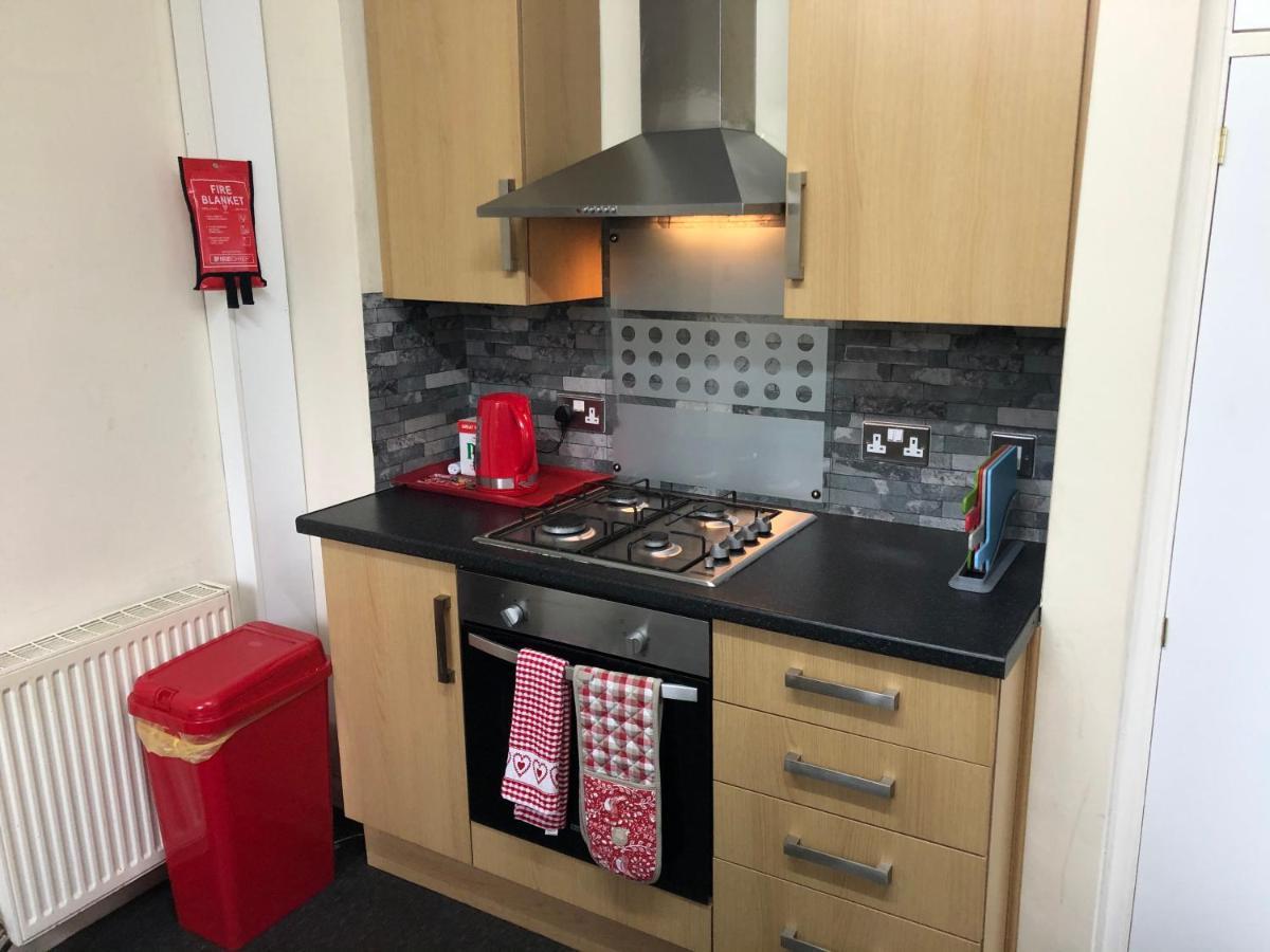 Leavesley Holiday Home แบล็คพูล ภายนอก รูปภาพ